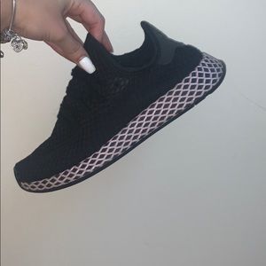 Adidas deerupt shoes
